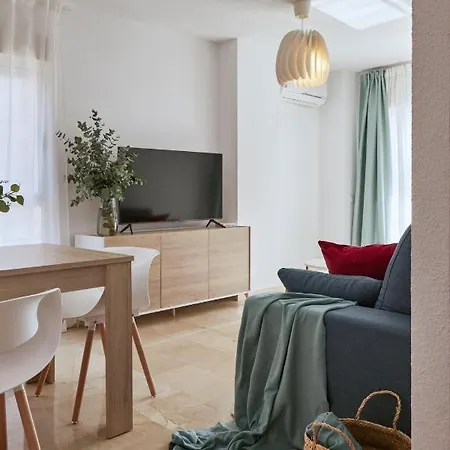 Bright Sunny Albir Apartment *