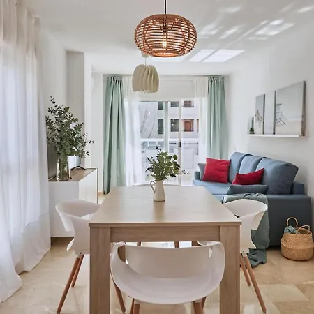 Apartamento Bright Sunny Albir